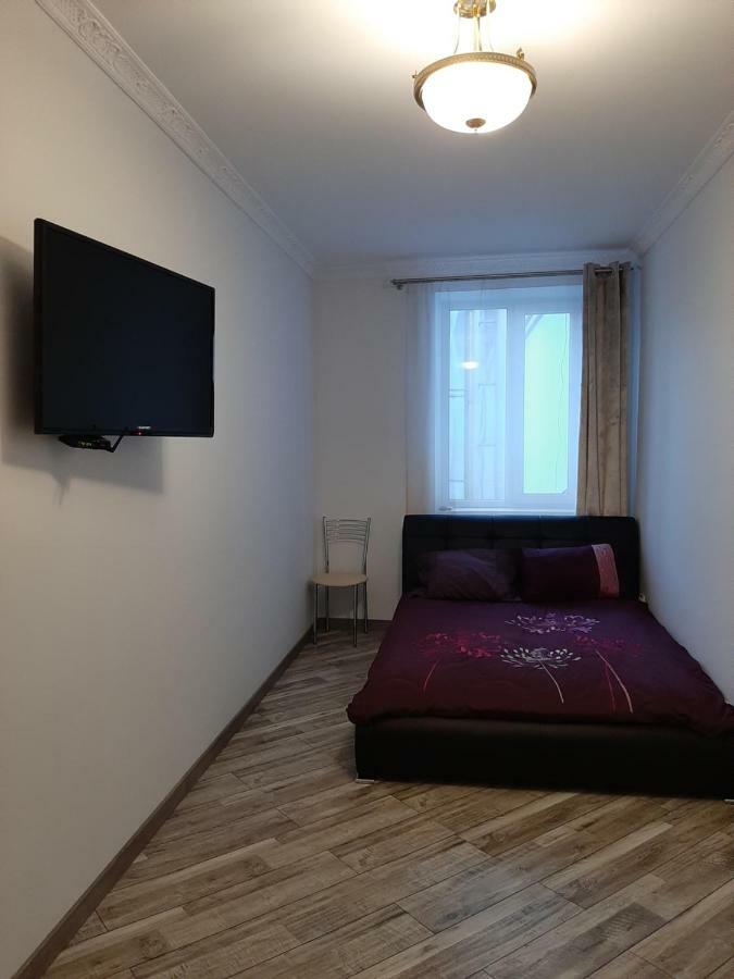 Apartment In Serbska Lviv Ngoại thất bức ảnh