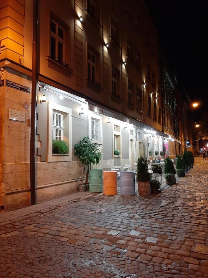 Apartment In Serbska Lviv Ngoại thất bức ảnh